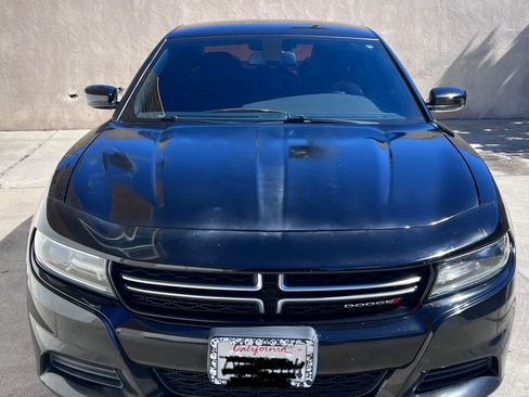 Used 2015 Dodge Charger SE w/ Popular Equipment Group image 2