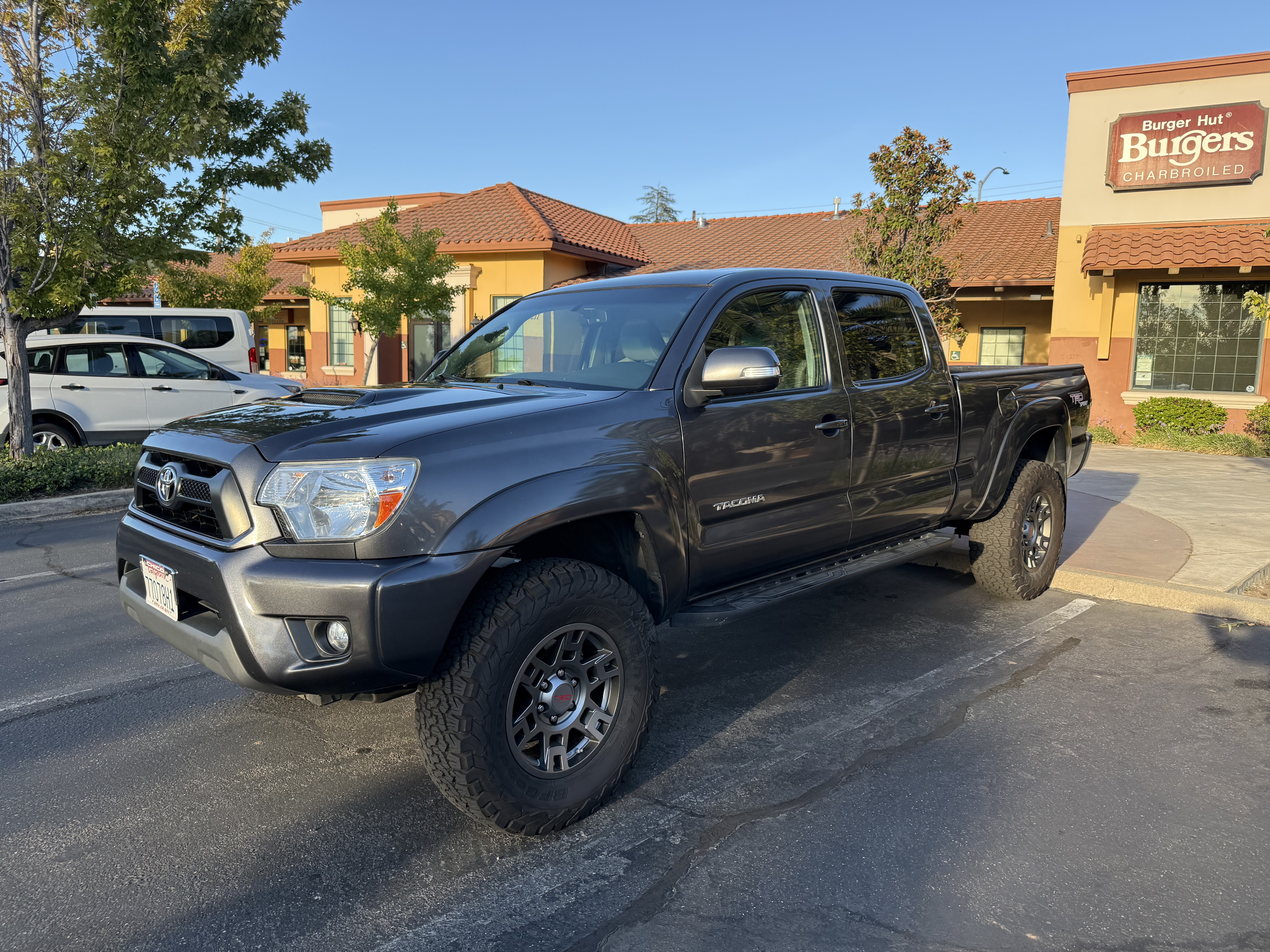 Used 2013 Toyota Tacoma 4x4 Double Cab w/ TRD Sport Pkg image 11