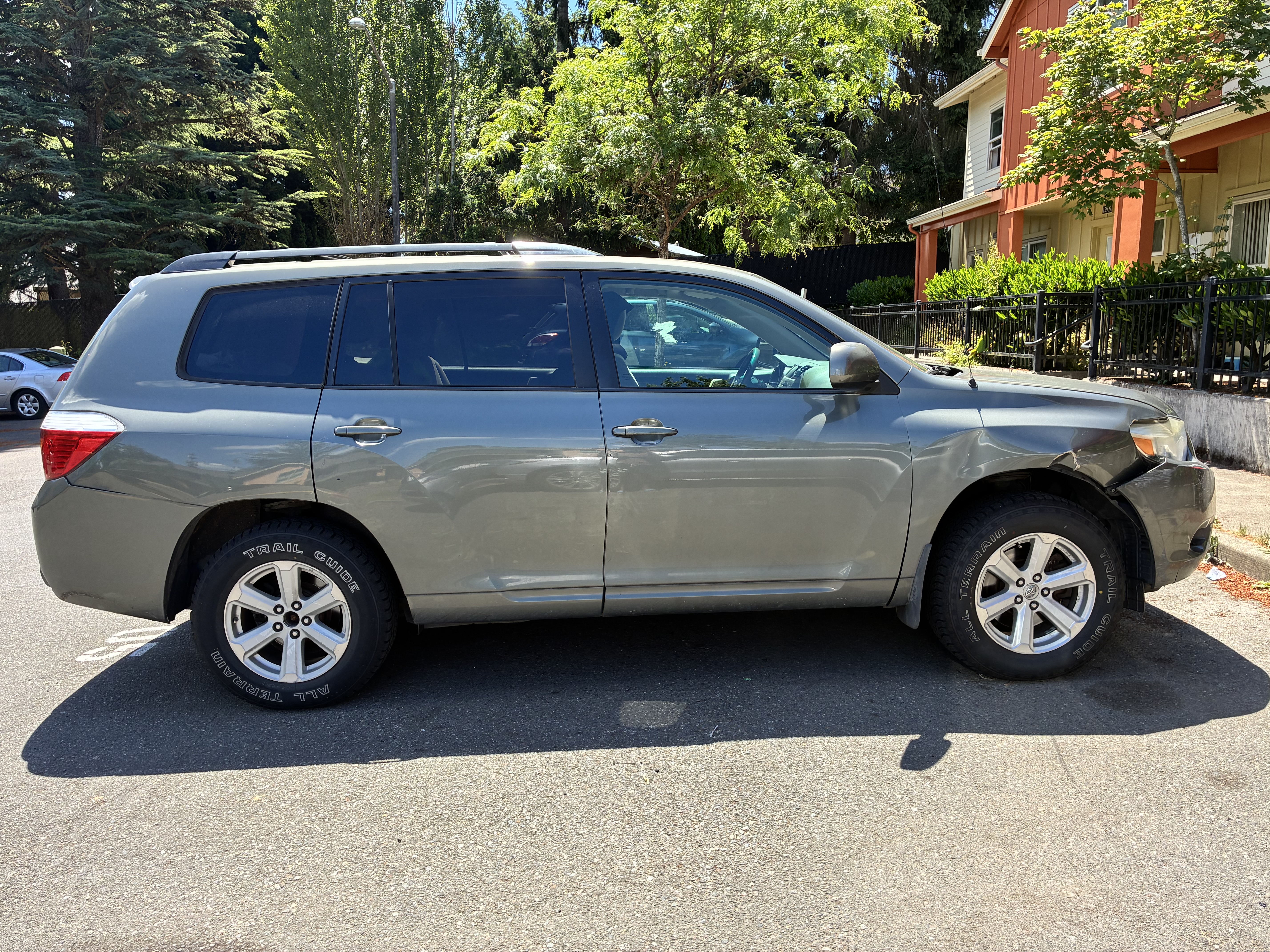 Used 2010 Toyota Highlander 4WD w/ Extra Value Pkg 2 image 9
