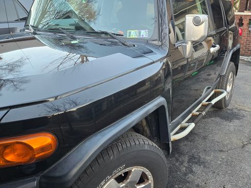 Used 2008 Toyota FJ Cruiser 4WD image 10