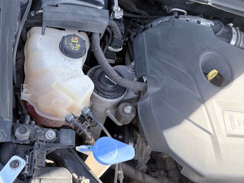 Used 2014 Lincoln MKZ AWD w/ Equipment Group 101A Select image 17