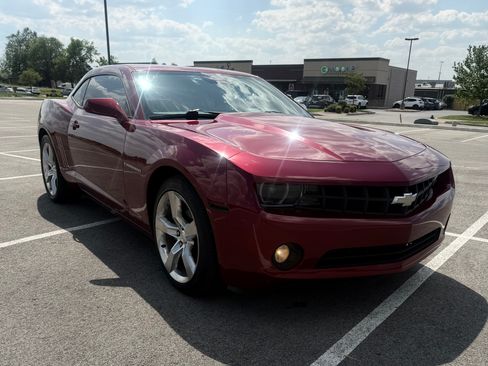 Used 2010 Chevrolet Camaro LT w/ RS Package RWD image 2