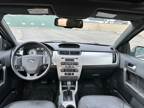 Used 2010 Ford Focus SEL FWD image 14