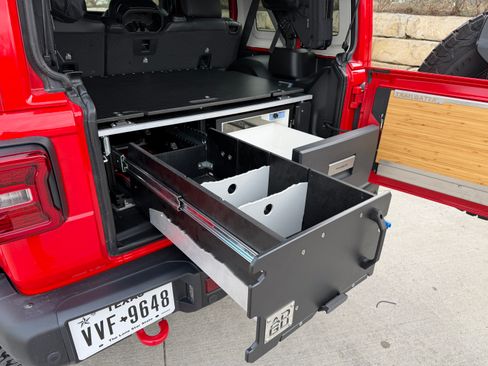 Used 2024 Jeep Wrangler Unlimited Rubicon image 14