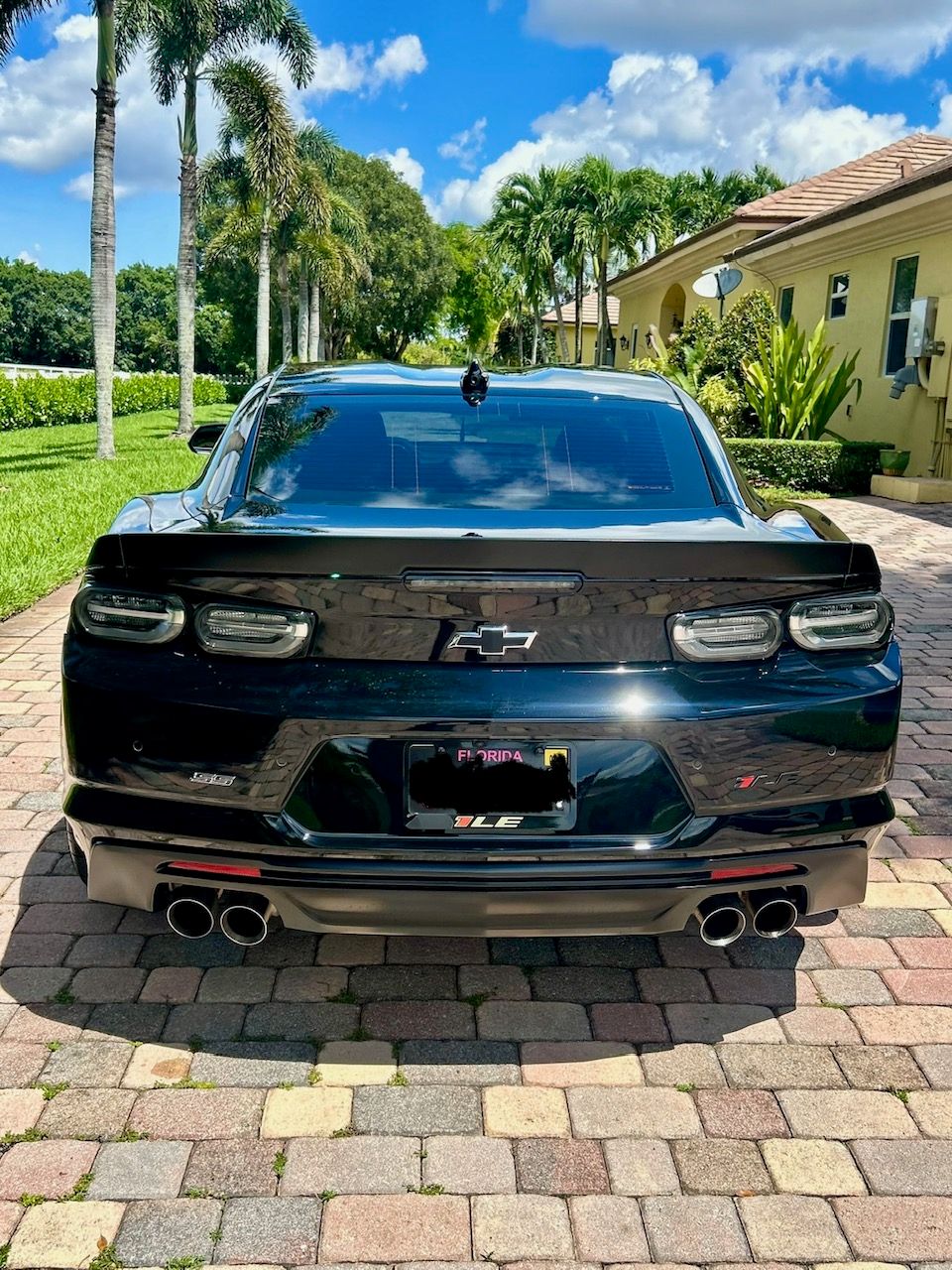 Used 2022 Chevrolet Camaro SS RWD image 8