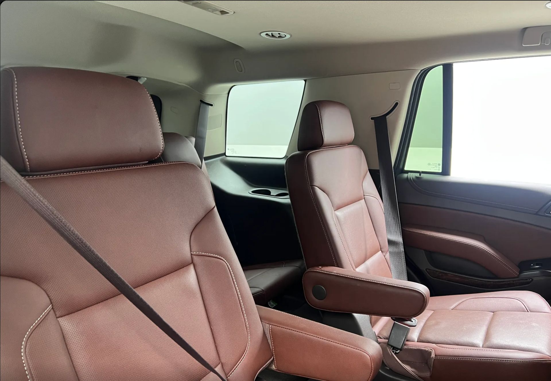 Used 2019 Chevrolet Tahoe Premier w/ RST 6.2L Performance Edition RWD image 9