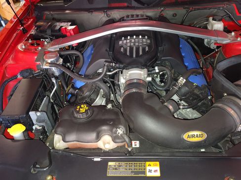 Used 2012 Ford Mustang GT Premium image 2