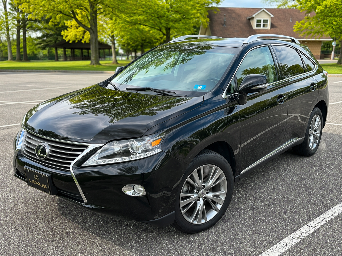 Used 2013 Lexus RX 450h AWD w/ Navigation Pkg image 2