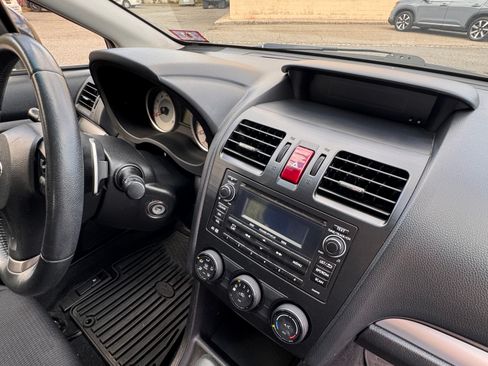 Used 2013 Subaru Impreza 2.0i Sport Premium AWD/4WD image 8