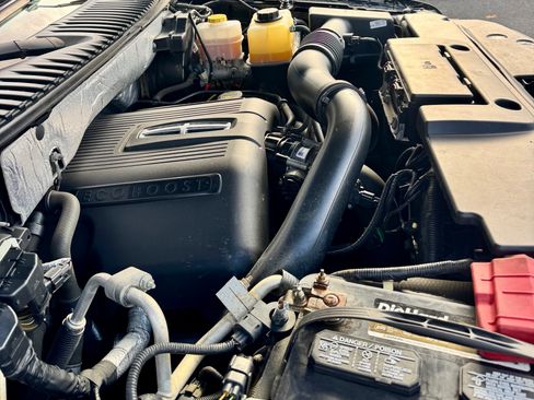 Used 2017 Lincoln Navigator L Select image 12