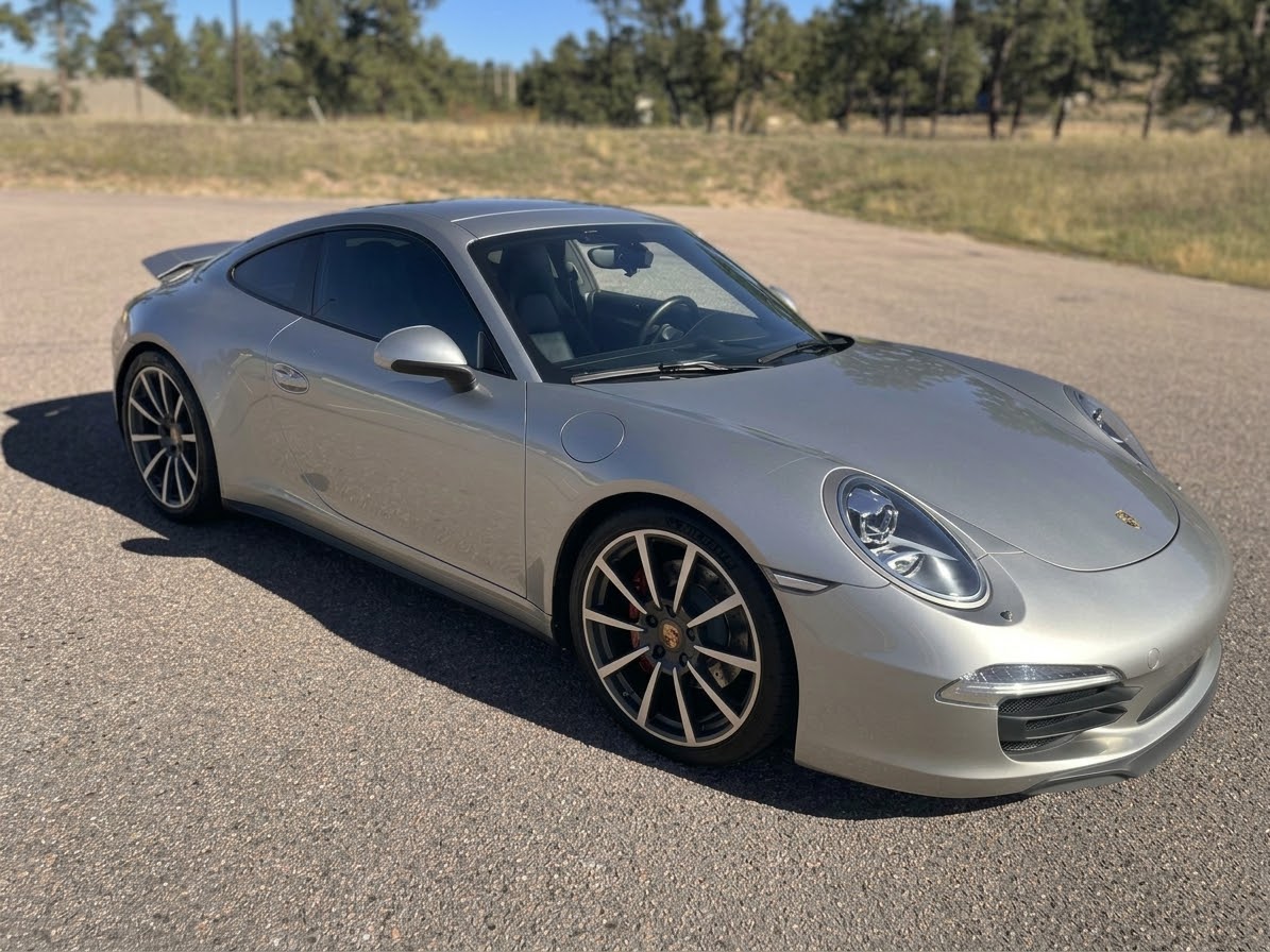 Used 2013 Porsche 911 Carrera 4S AWD/4WD image 5