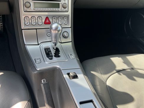Used 2005 Chrysler Crossfire Limited RWD image 10