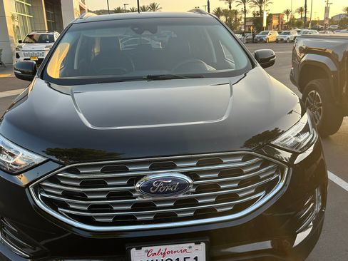 Used 2020 Ford Edge SEL AWD/4WD image 2