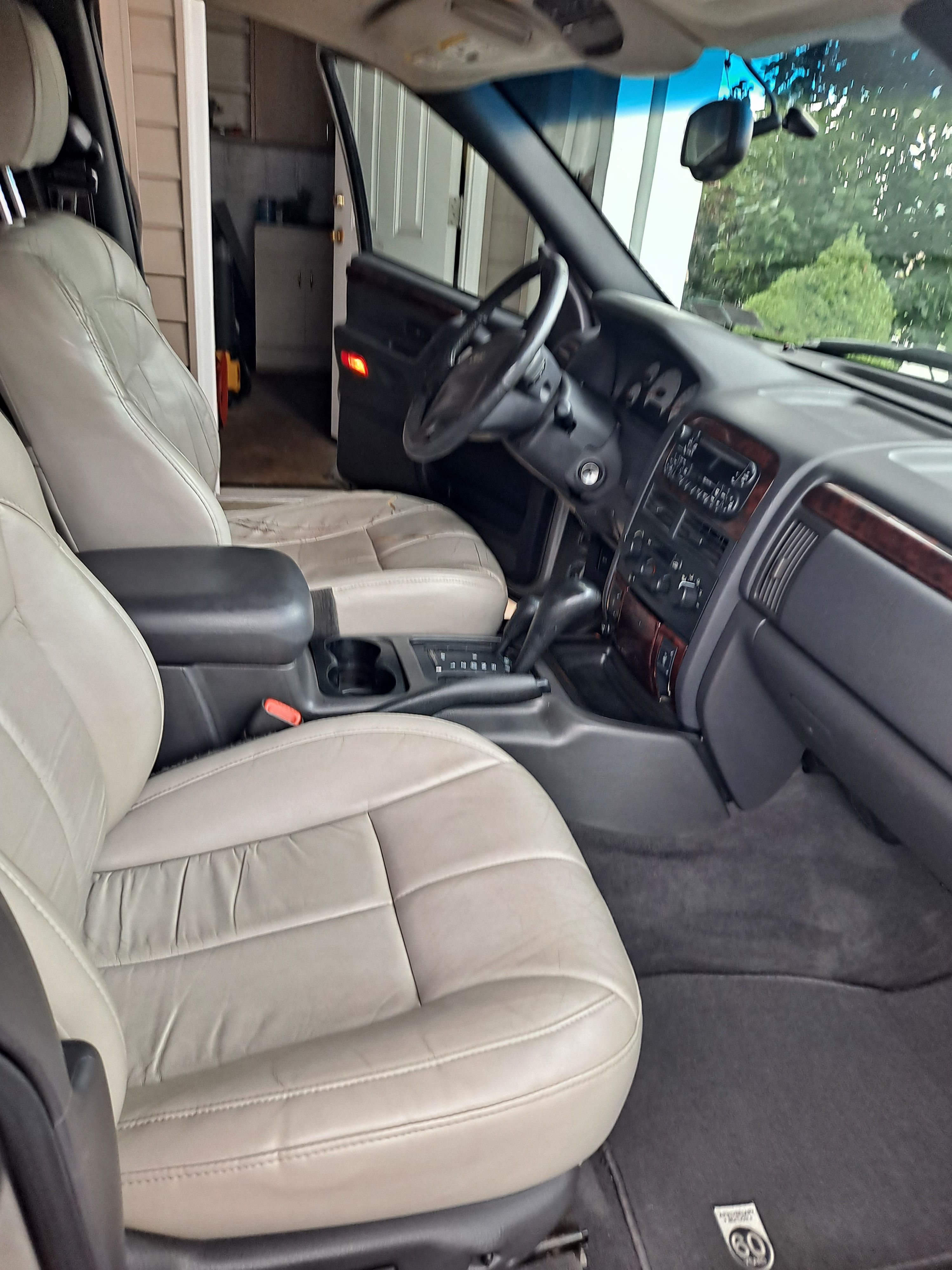 Used 2001 Jeep Grand Cherokee Limited AWD/4WD image 15