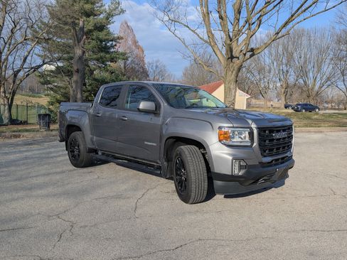 Used 2021 GMC Canyon Elevation w/ Trailering Package image 2