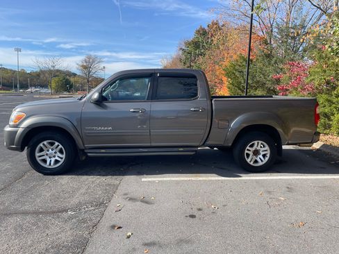Used 2006 Toyota Tundra Darrell Waltrip Edition image 2