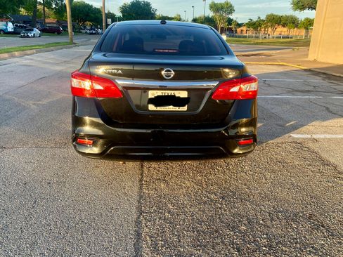 Used 2017 Nissan Sentra SL image 5