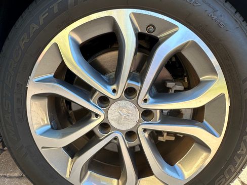 Used 2016 Mercedes-Benz C 300 Sedan image 28