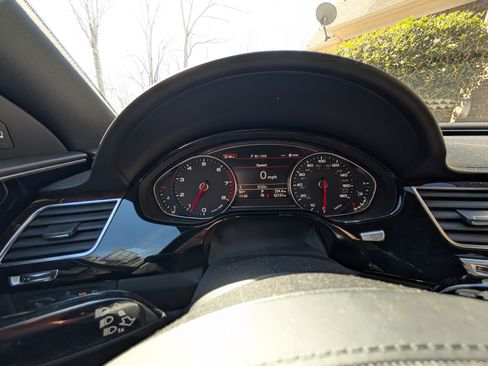 Used 2016 Audi A8 L 3.0T w/ Executive Package image 9