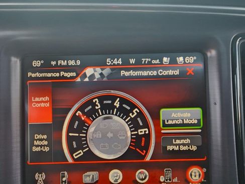 Used 2015 Dodge Challenger R/T Plus image 18