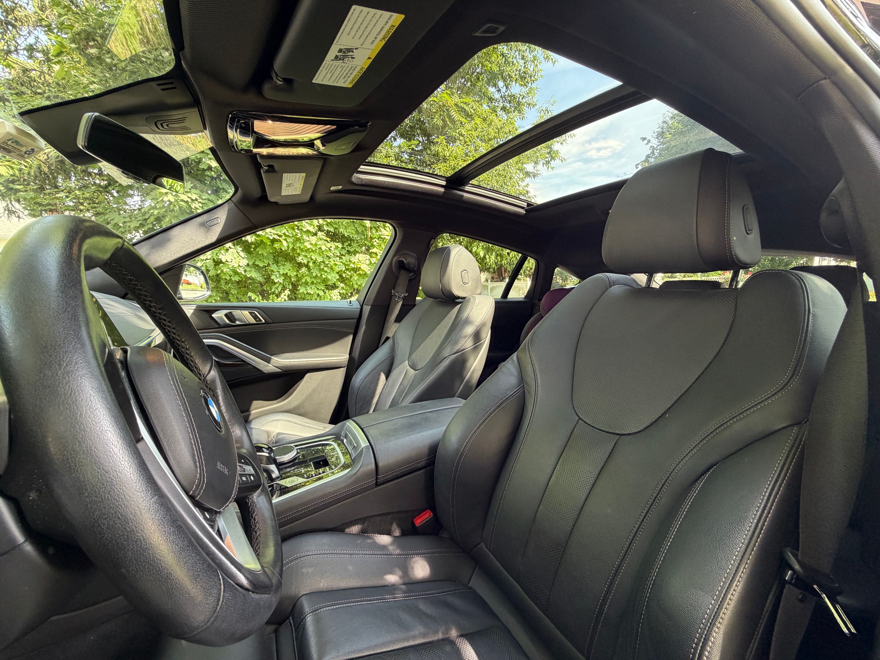 Used 2021 BMW X6 xDrive40i w/ Premium Package 3 AWD/4WD image 14