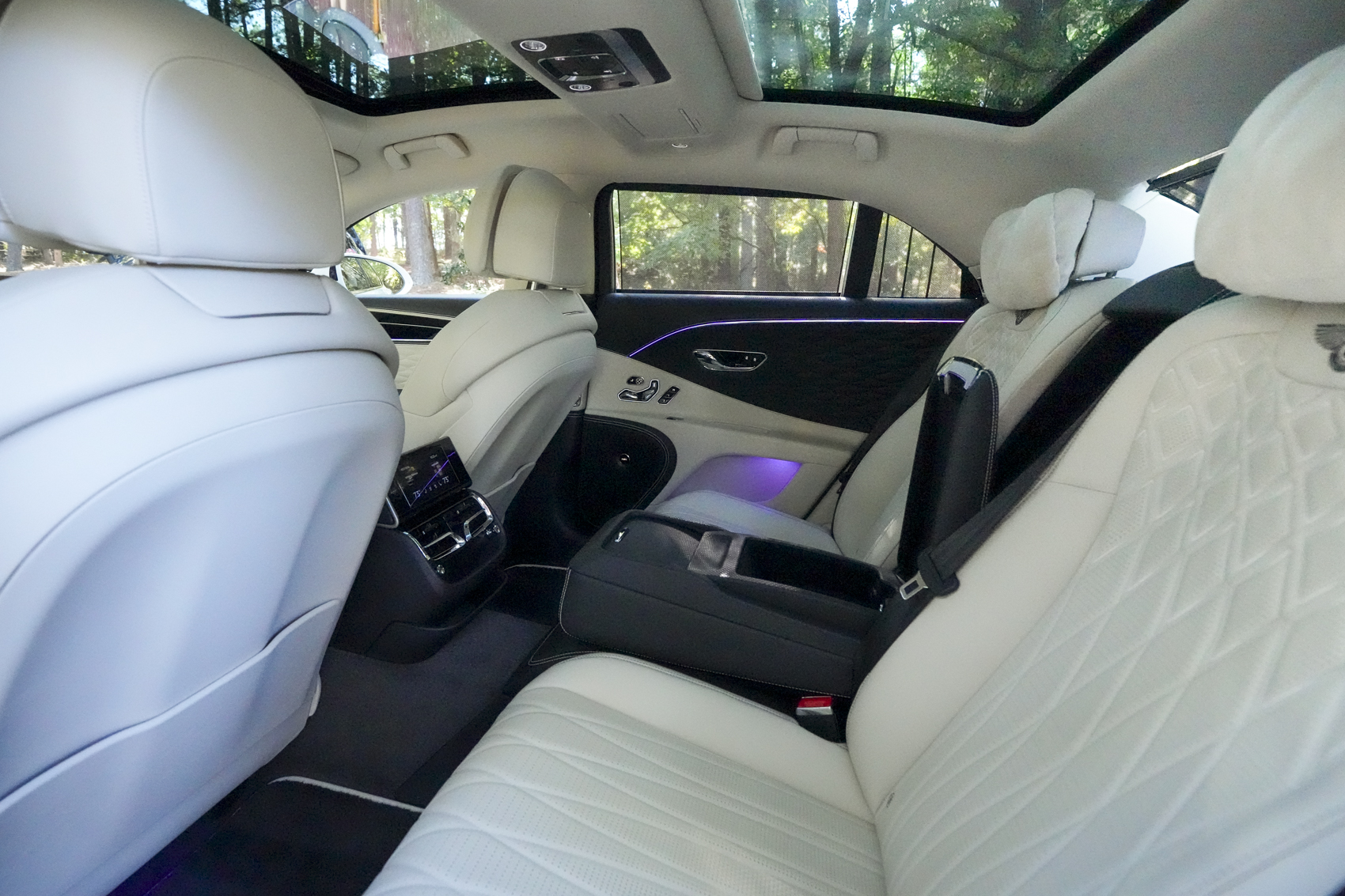 Used 2020 Bentley Flying Spur W12 w/ First Edition Specification AWD/4WD image 25