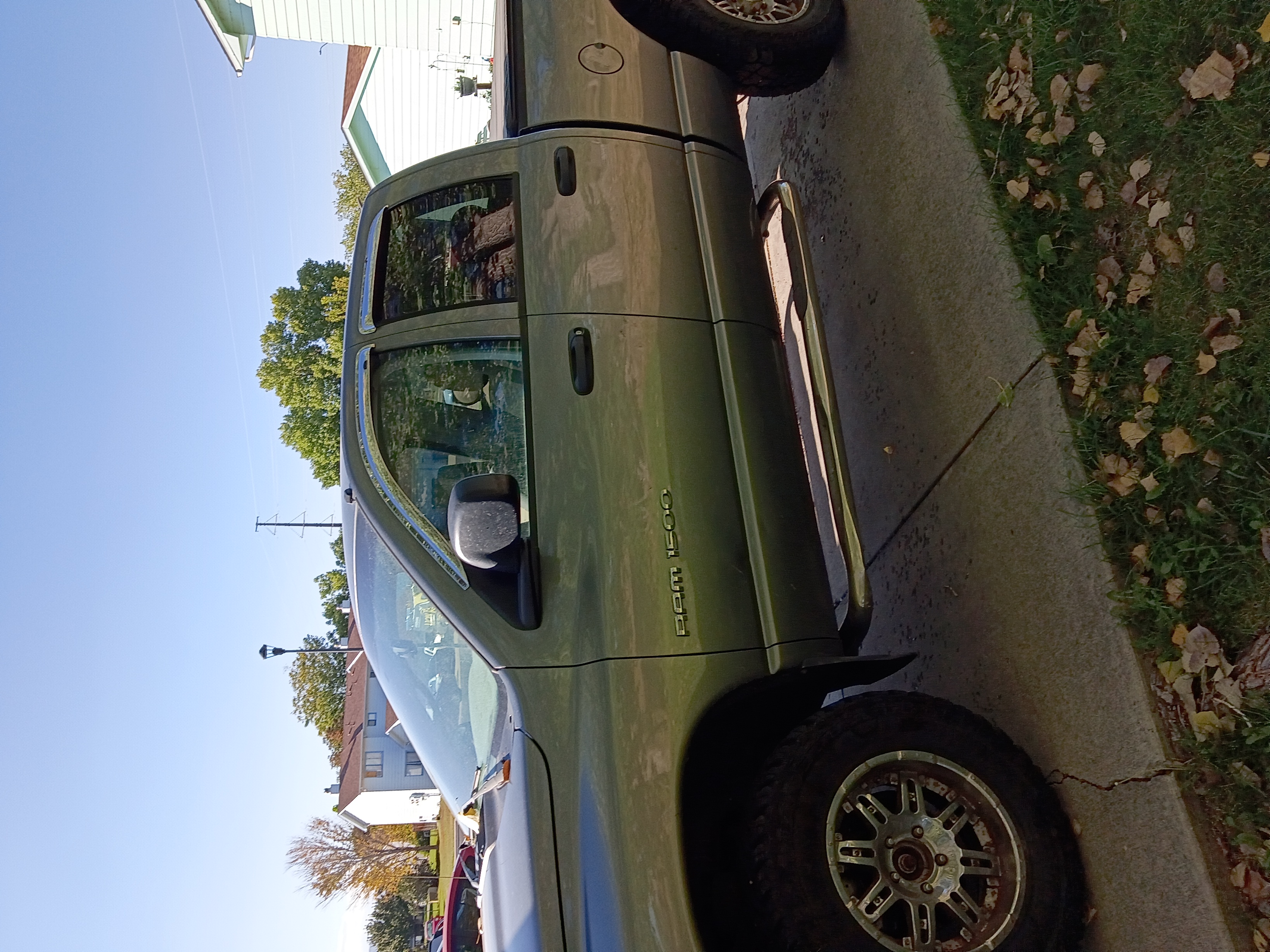 Used 2007 Dodge Ram 1500 Truck SLT AWD/4WD image 2