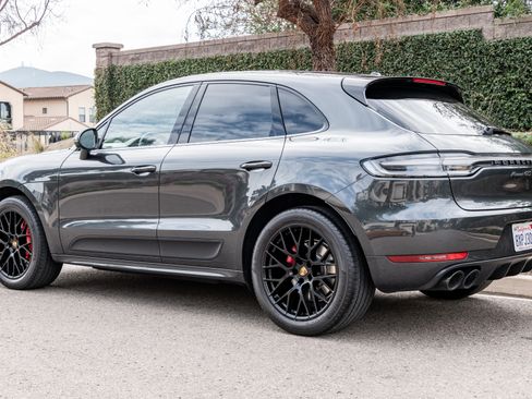 Used 2021 Porsche Macan GTS image 4