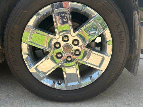 Used 2014 GMC Acadia Denali FWD image 17
