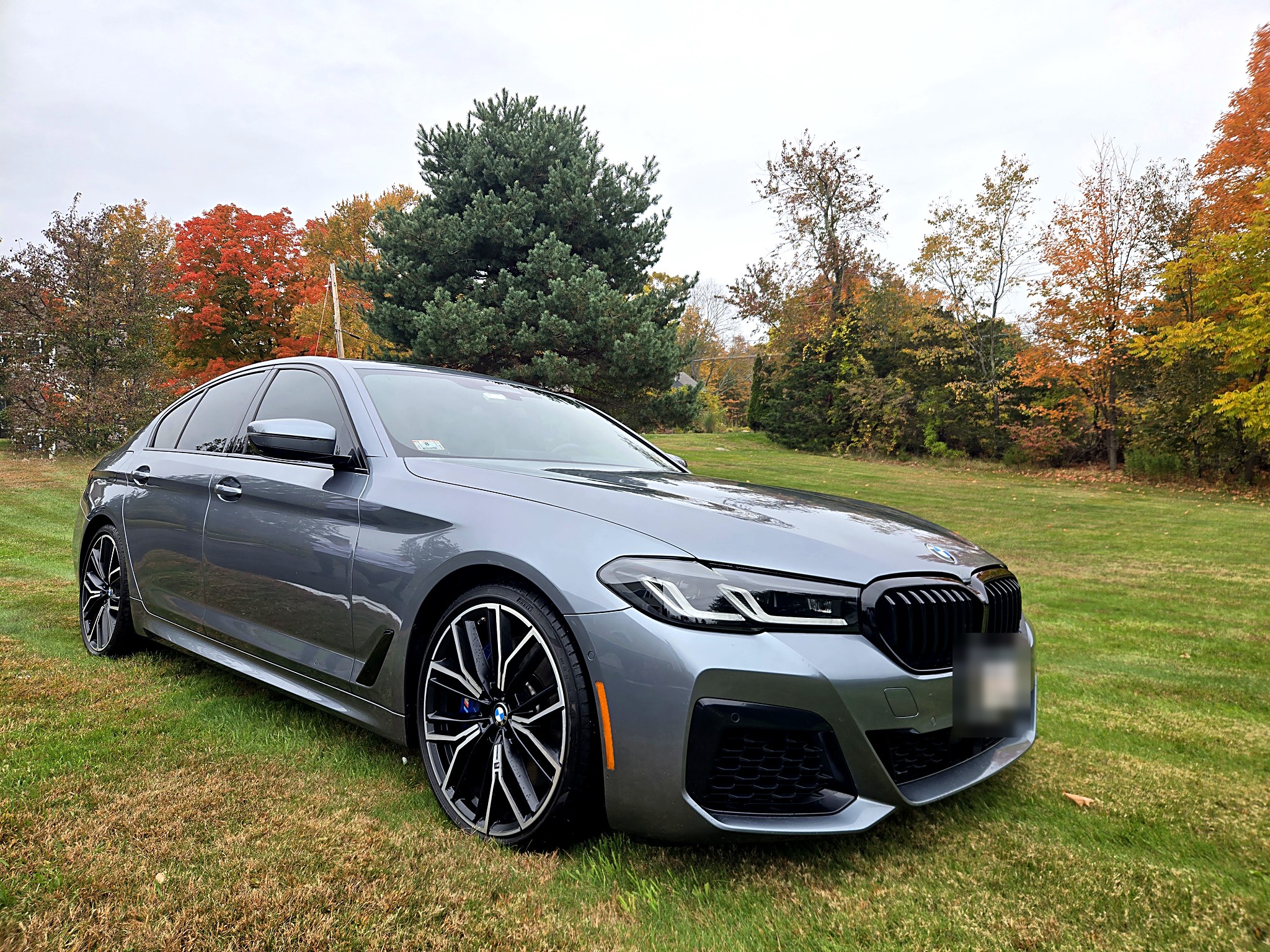 Used 2022 BMW M550i xDrive w/ Dynamic Handling Package AWD/4WD image 5