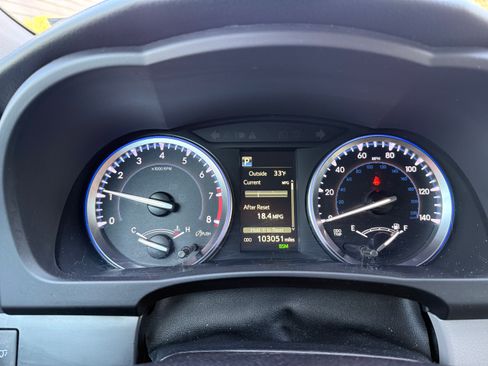 Used 2017 Toyota Highlander XLE image 11