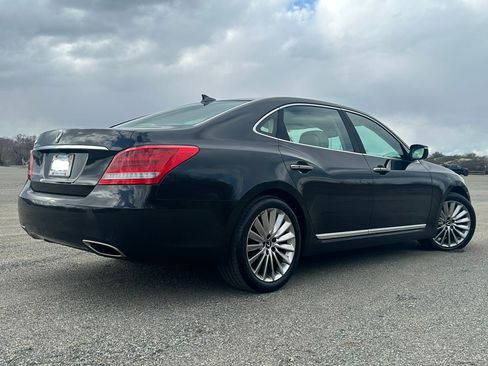 Used 2014 Hyundai Equus Signature RWD image 5