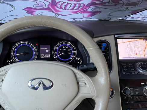 Used 2011 INFINITI EX35 Journey w/ Premium Pkg image 6