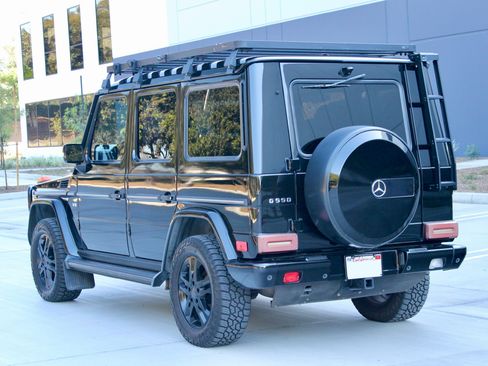 Used 2011 Mercedes-Benz G 550 G 550 4MATIC Sport Utility 4D image 10