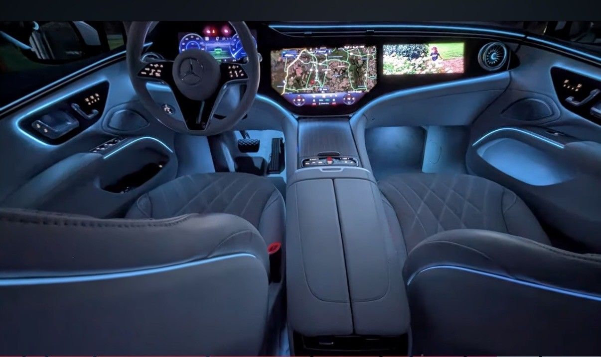 Used 2022 Mercedes-Benz EQS 580 4MATIC Sedan image 9