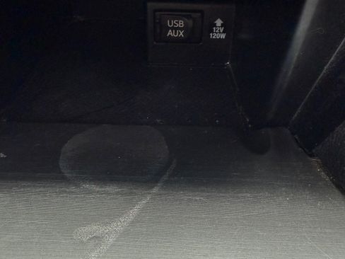 Used 2014 Toyota Camry SE image 15