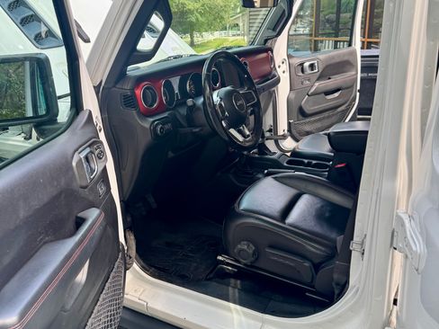 Used 2020 Jeep Wrangler Unlimited Rubicon AWD/4WD image 11