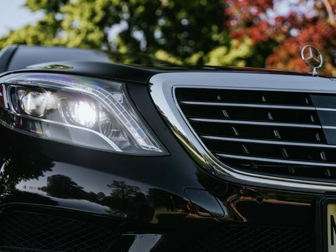 Used 2015 Mercedes-Benz S 550 4MATIC Sedan image 27