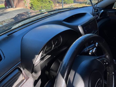 Used 2011 Subaru Impreza WRX Sedan image 8