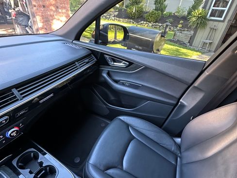 Used 2017 Audi Q7 3.0T Premium Plus AWD/4WD image 20