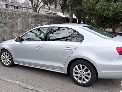 Used 2013 Volkswagen Jetta SE image 5
