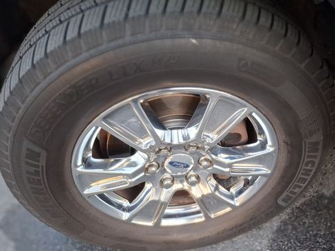 Used 2015 Ford F150 XLT w/ Equipment Group 301A Mid image 17