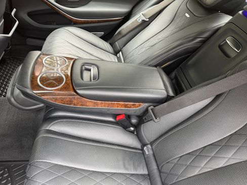 Used 2015 Mercedes-Benz S 600 image 25