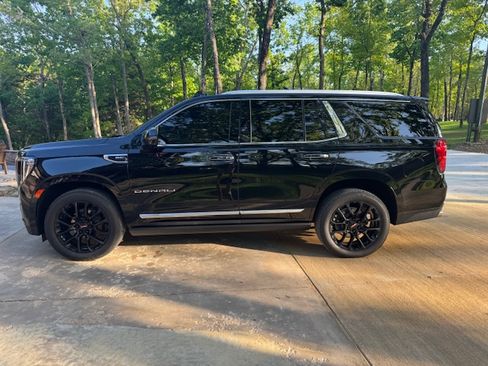 Used 2023 GMC Yukon Denali w/ Max Trailering Package AWD/4WD image 2