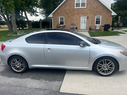 Used 2007 Scion tC FWD image 4