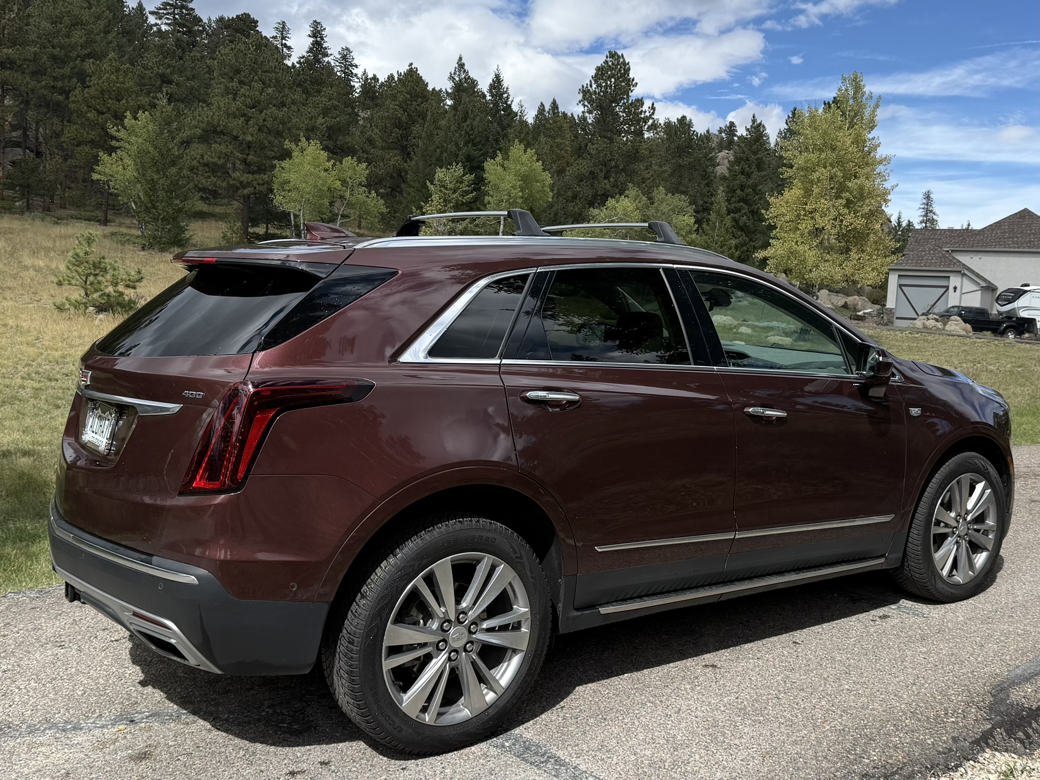 Used 2023 Cadillac XT5 Premium Luxury w/ Technology Package AWD/4WD image 2