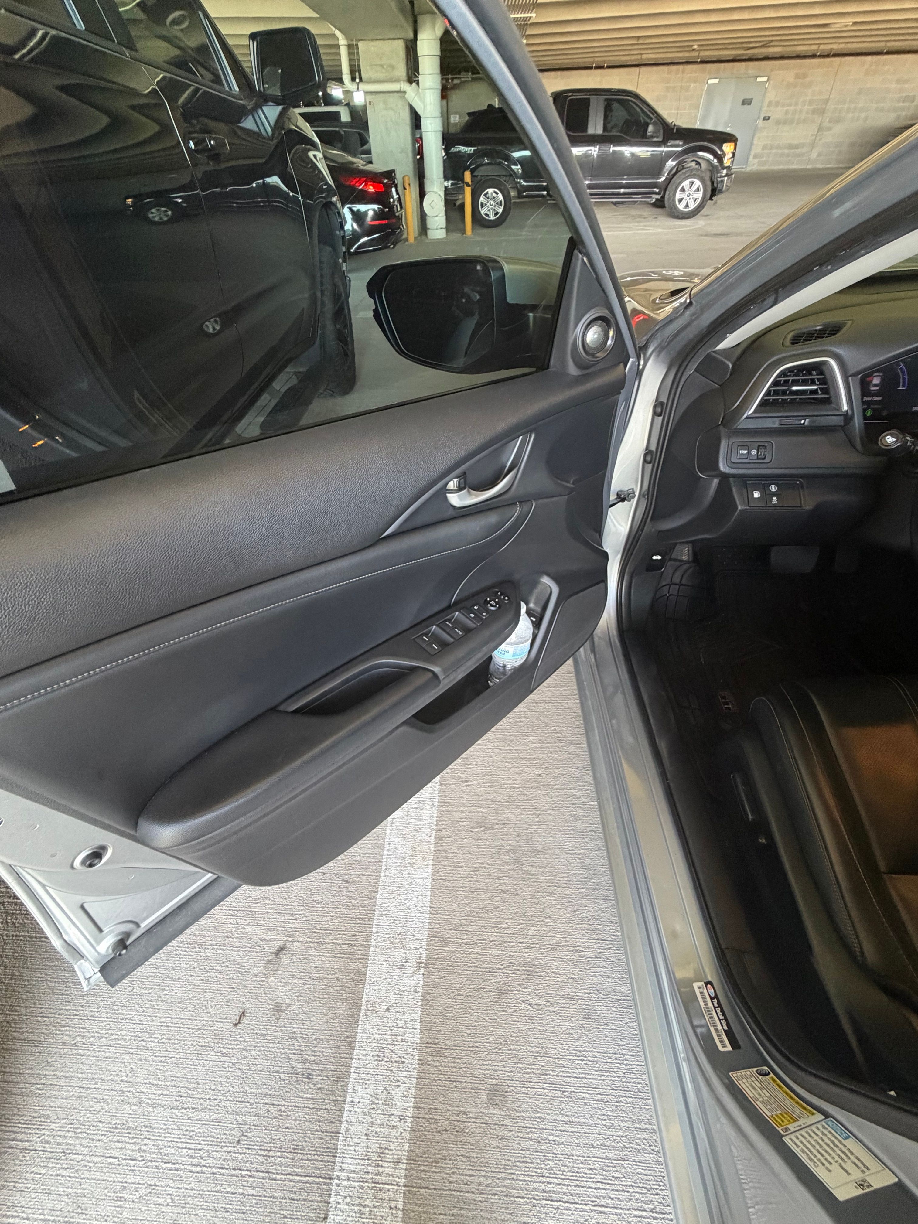 Used 2020 Honda Insight Touring image 11
