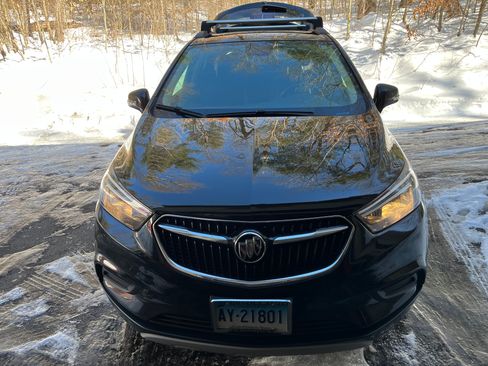 Used 2018 Buick Encore Preferred image 4