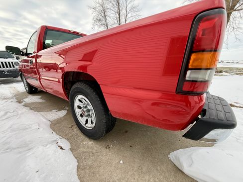 Used 2006 GMC Sierra 1500 SL w/ Light Duty Power Package image 6