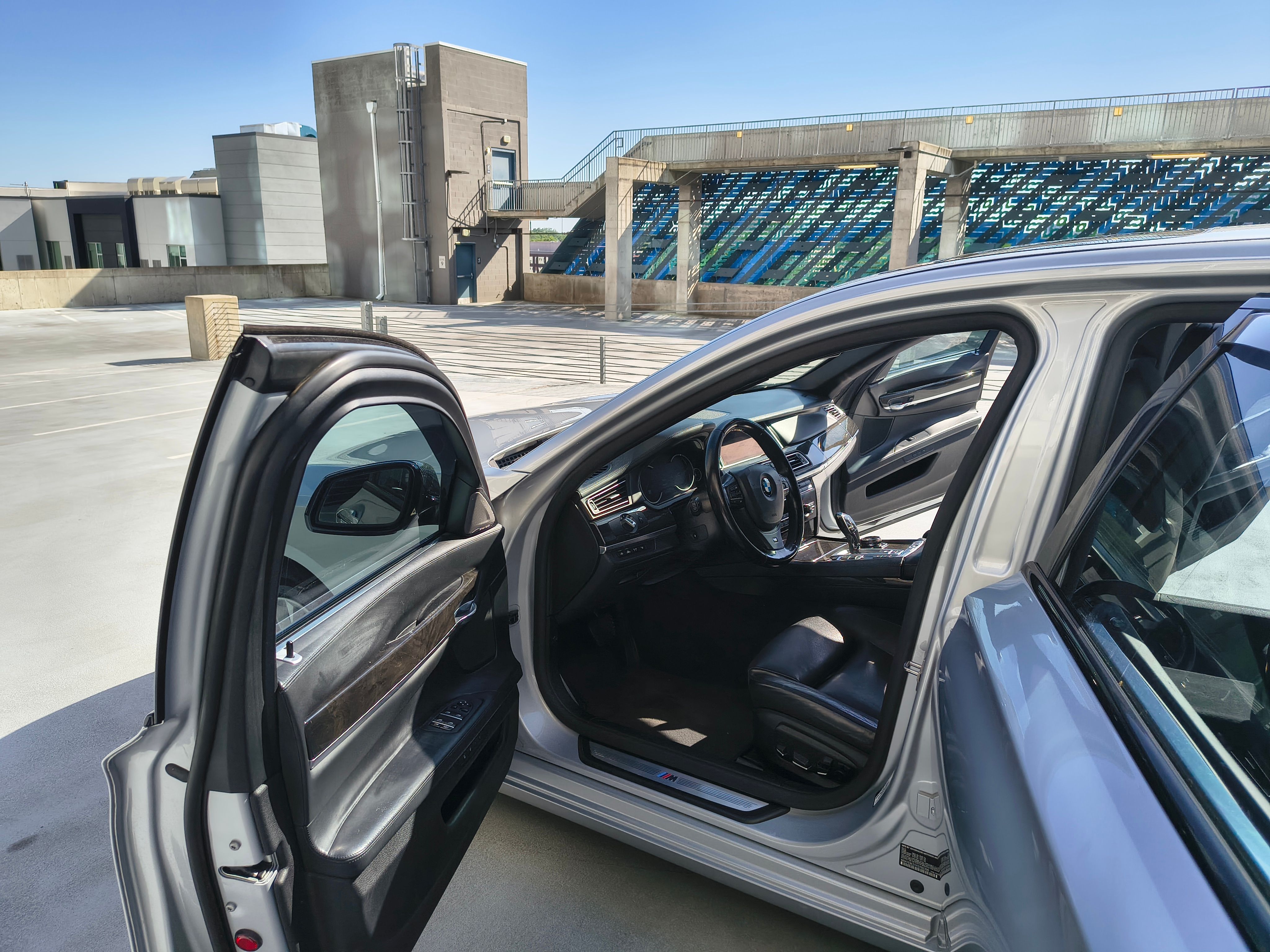 Used 2015 BMW ALPINA B7 RWD image 5